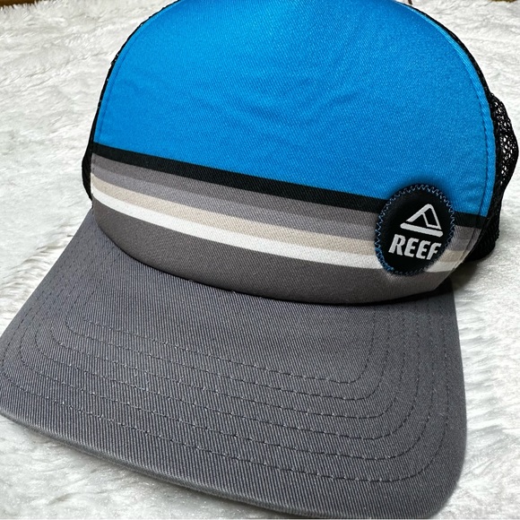 Reef Twill Foam Front Striped Snapback Mesh Trucker Cap Mission Blue Adult OS - Picture 3 of 10
